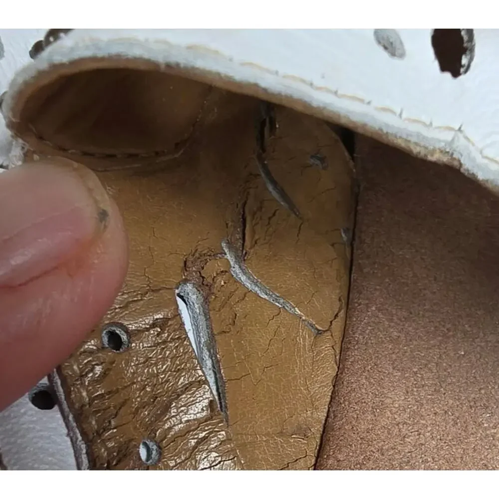 Clarks artisan sandals